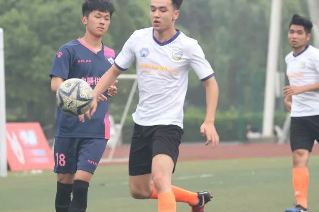 阿不都三双新疆大胜吉林 张宁39分山西胜天津